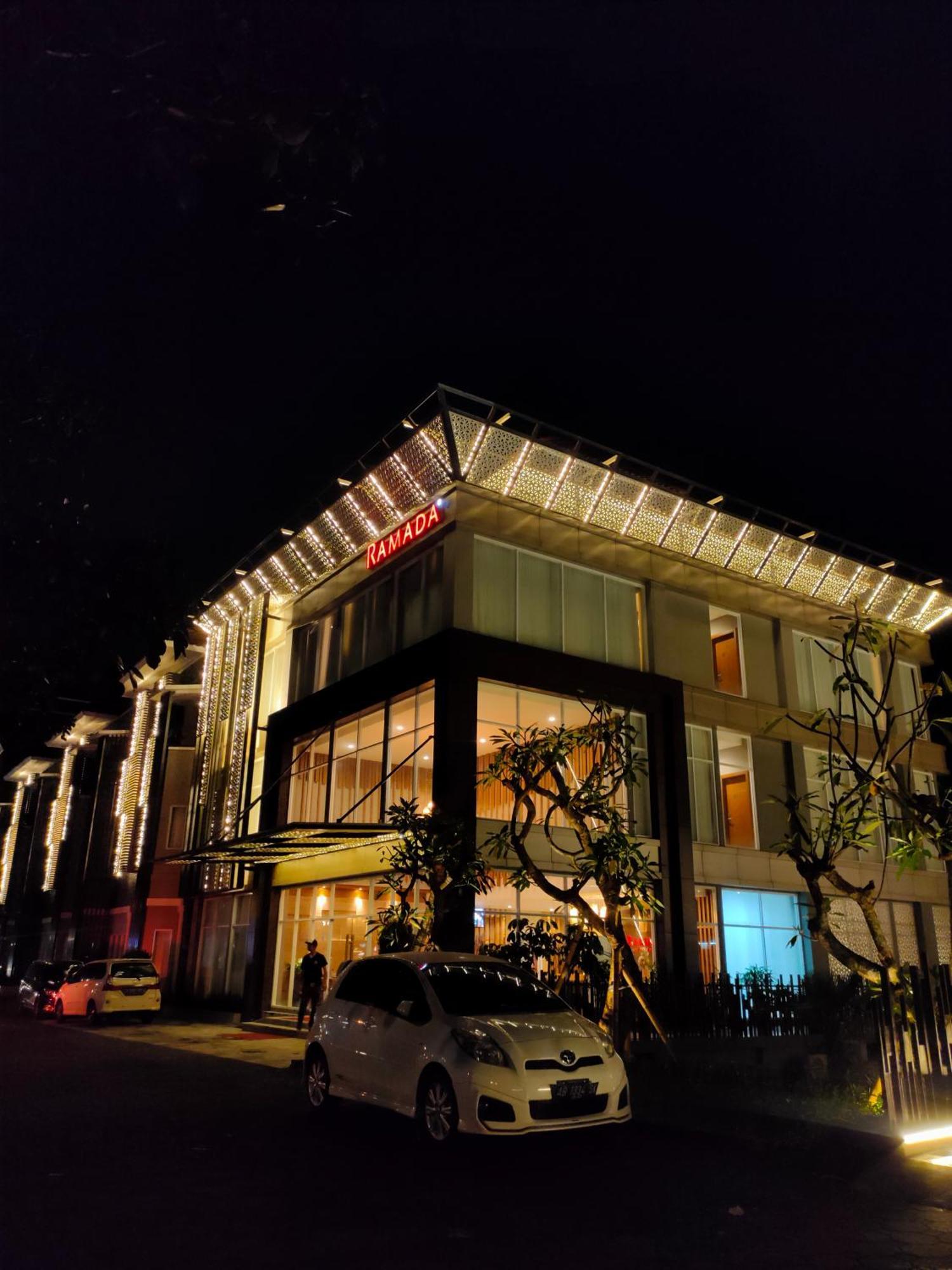 Ramada By Wyndham Yogyakarta Sleman (Yogyakarta) Exterior foto